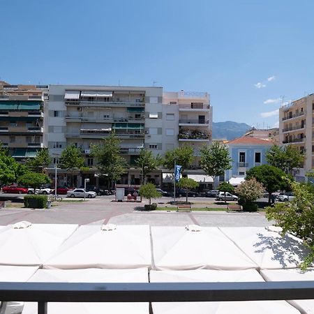 Leo Centrale Kalamata Bagian luar foto
