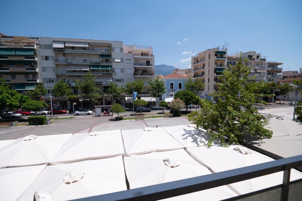 Leo Centrale Kalamata Bagian luar foto